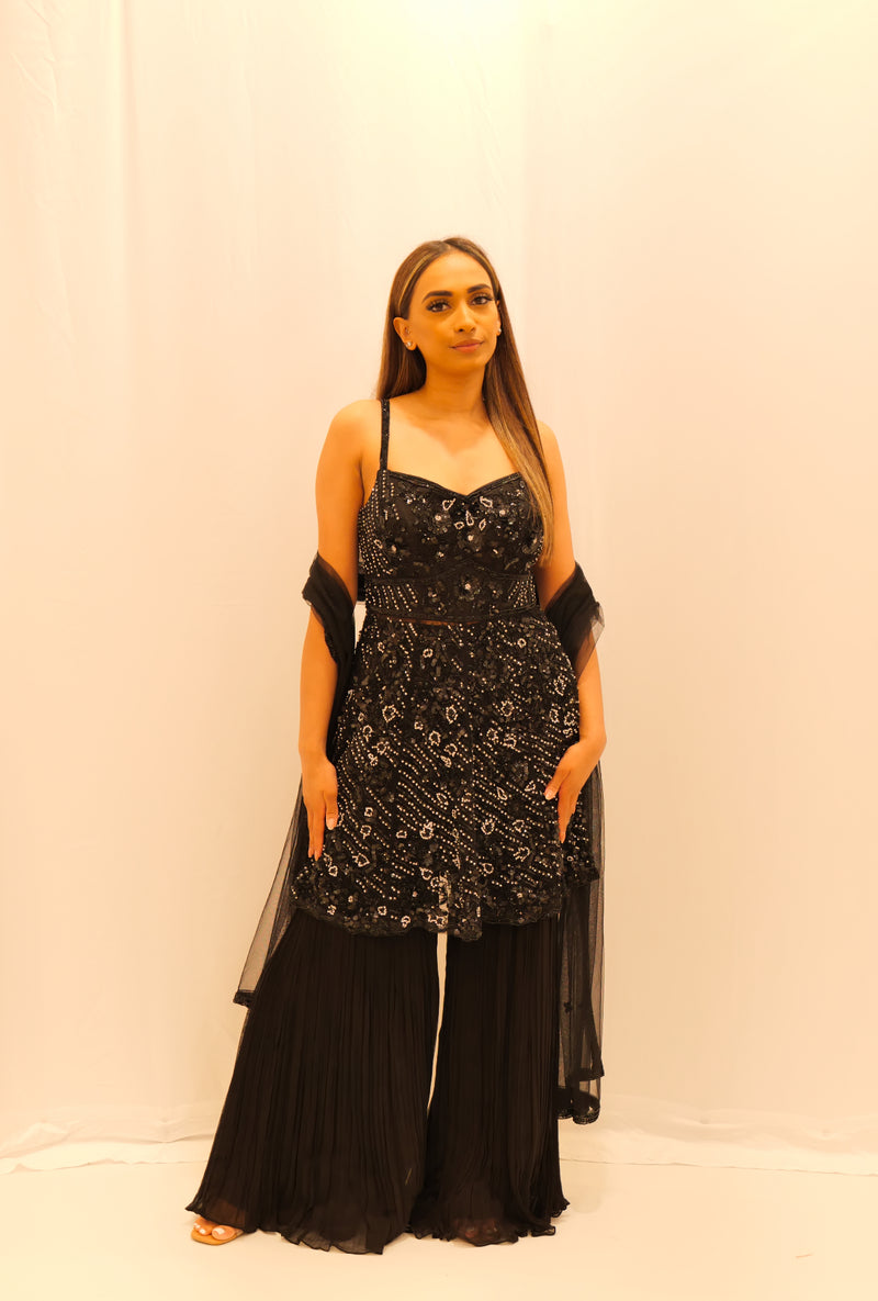 BLACK SEQUENCE SHARARA